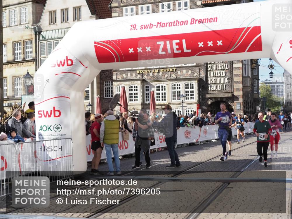 06.10.2024 - 19. swb-Marathon Bremen Luisa Fischer http://msf.ph/oto/7396205 06.10.2024 14:04:02 Ziel 196, 2186, 2896, 3134, 3978, 4287, 4639, 5046, 5089, 5479, 6645 meine-sportfotos.de