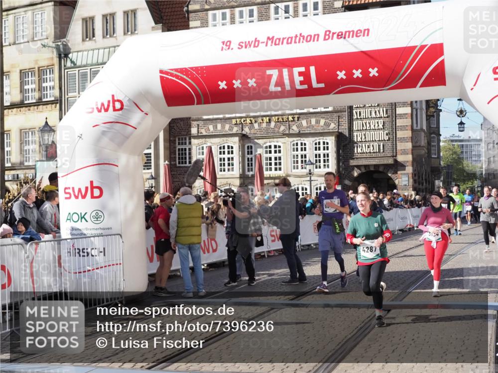 06.10.2024 - 19. swb-Marathon Bremen Luisa Fischer http://msf.ph/oto/7396236 06.10.2024 14:04:03 Ziel 196, 2186, 2896, 3134, 3978, 4287, 4639, 5046, 5089, 5479, 6645 meine-sportfotos.de