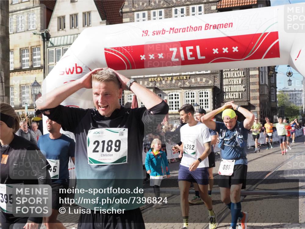 06.10.2024 - 19. swb-Marathon Bremen Luisa Fischer http://msf.ph/oto/7396824 06.10.2024 14:04:19 Ziel 467, 661, 1214, 2189, 2352, 2387, 2612, 2745, 2766, 2838, 3741, 3952, 3953, 4392, 4544, 4720, 5206, 6485 meine-sportfotos.de