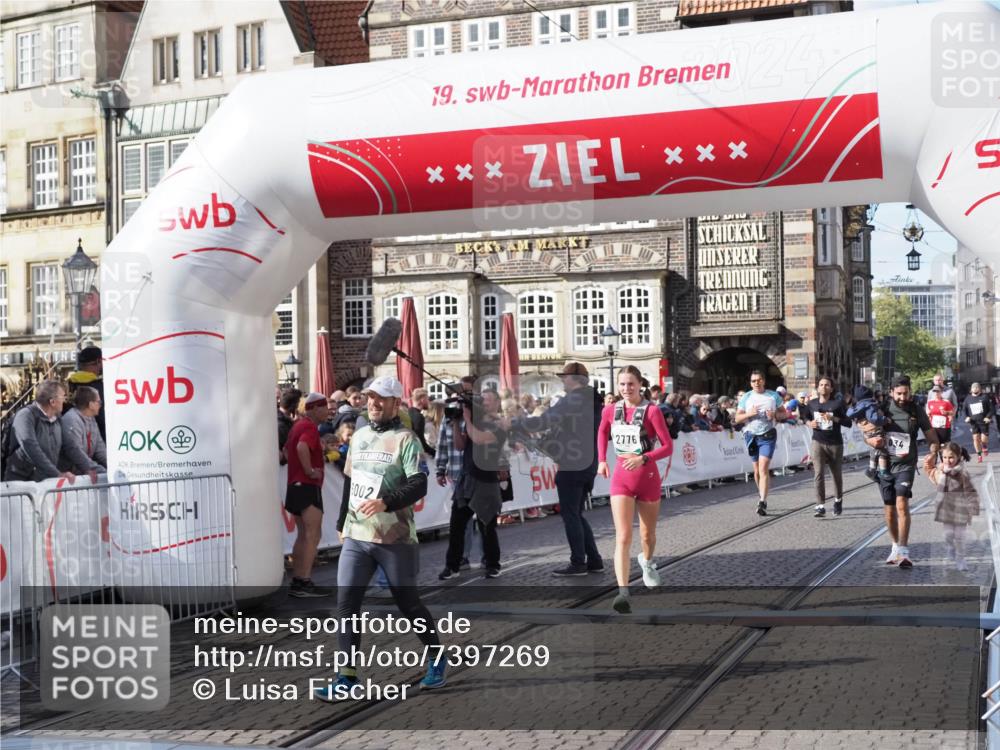 06.10.2024 - 19. swb-Marathon Bremen Luisa Fischer http://msf.ph/oto/7397269 06.10.2024 14:04:38 Ziel 934, 2776, 3448, 4055, 5261, 6002, 6337 meine-sportfotos.de