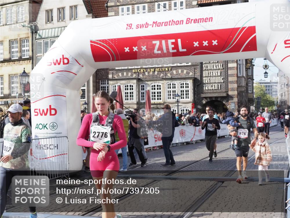 06.10.2024 - 19. swb-Marathon Bremen Luisa Fischer http://msf.ph/oto/7397305 06.10.2024 14:04:40 Ziel 934, 2776, 3448, 4055, 6002, 6242, 6337 meine-sportfotos.de