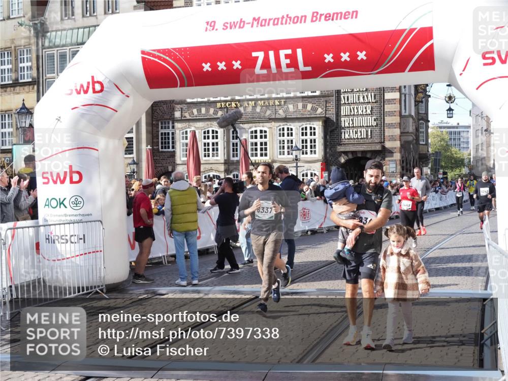 06.10.2024 - 19. swb-Marathon Bremen Luisa Fischer http://msf.ph/oto/7397338 06.10.2024 14:04:42 Ziel 934, 2457, 2776, 3448, 4055, 4493, 6002, 6242, 6337 meine-sportfotos.de