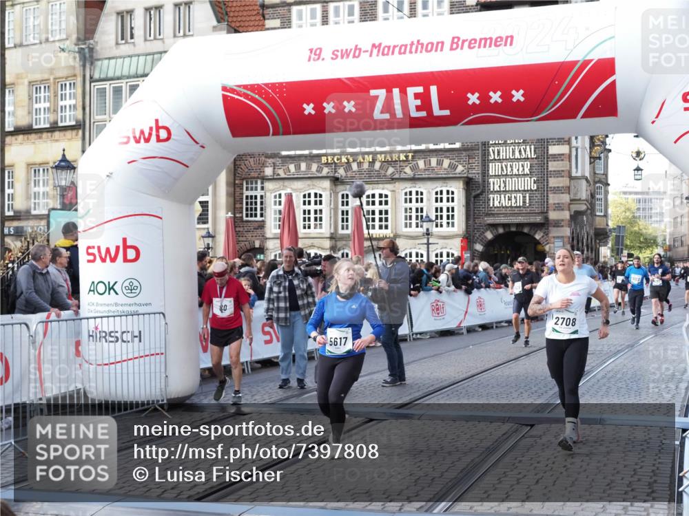 06.10.2024 - 19. swb-Marathon Bremen Luisa Fischer http://msf.ph/oto/7397808 06.10.2024 14:05:01 Ziel 2181, 2708, 3570, 4082, 4282, 5123, 5431, 5617, 6053 meine-sportfotos.de