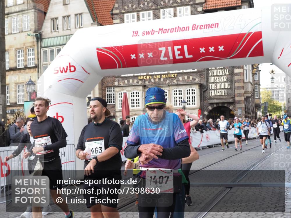 06.10.2024 - 19. swb-Marathon Bremen Luisa Fischer http://msf.ph/oto/7398630 06.10.2024 14:05:29 Ziel 750, 1161, 1407, 2072, 2563, 2681, 2868, 2869, 5204, 6343, 6463, 6497, 6659, 6917 meine-sportfotos.de