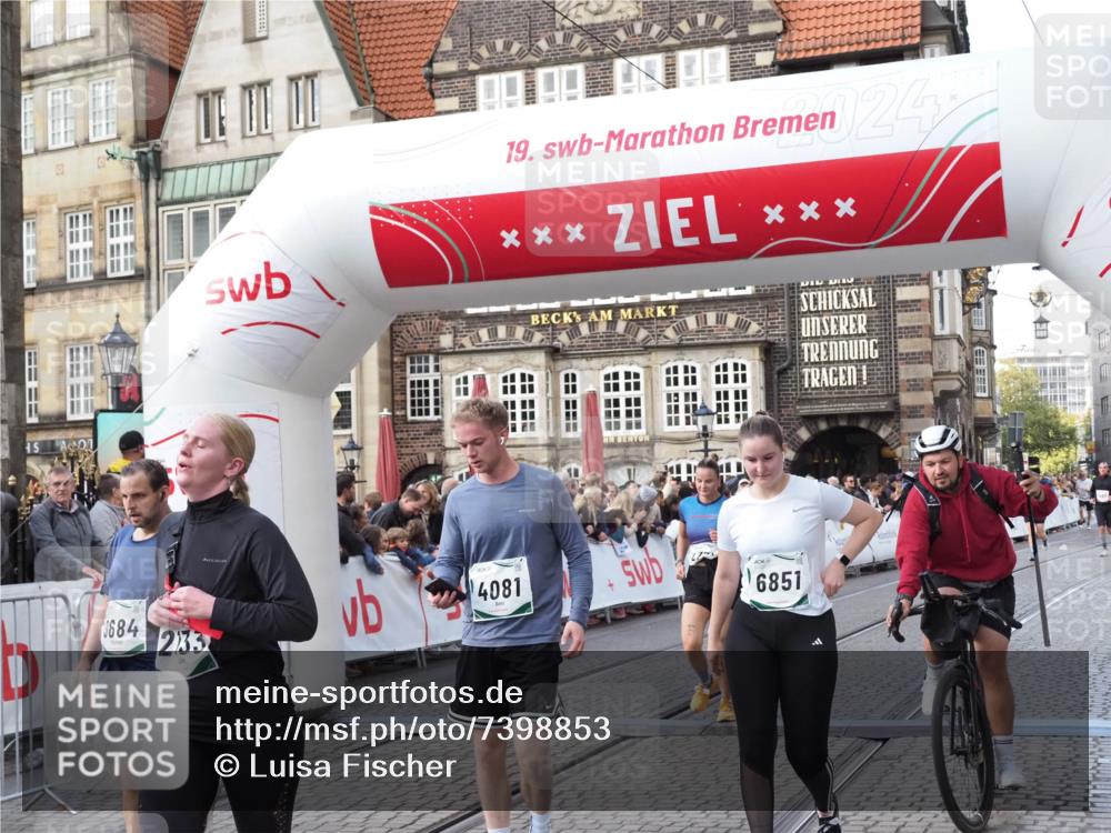 06.10.2024 - 19. swb-Marathon Bremen Luisa Fischer http://msf.ph/oto/7398853 06.10.2024 14:05:39 Ziel 1161, 1532, 2133, 2563, 2774, 2868, 2869, 3684, 4081, 5204, 6659, 6851 meine-sportfotos.de