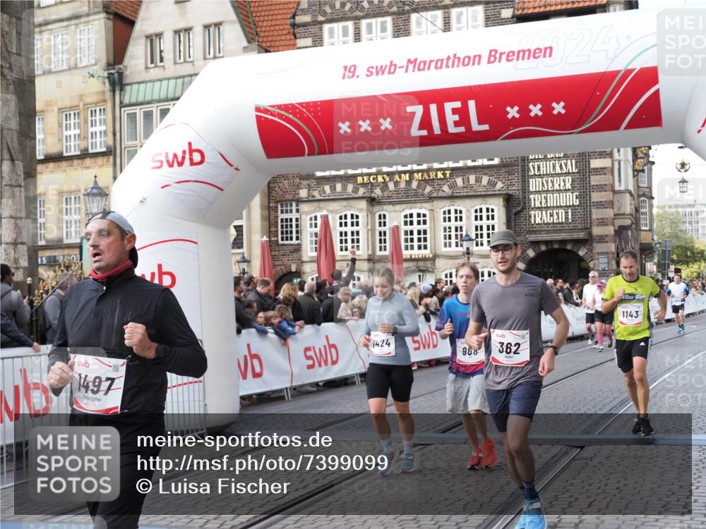 06.10.2024 - 19. swb-Marathon Bremen Luisa Fischer http://msf.ph/oto/7399099 06.10.2024 14:05:49 Ziel 362, 968, 1143, 1424, 1497, 5583, 6292, 6400 meine-sportfotos.de