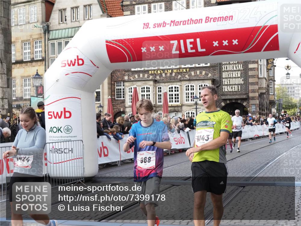 06.10.2024 - 19. swb-Marathon Bremen Luisa Fischer http://msf.ph/oto/7399178 06.10.2024 14:05:51 Ziel 362, 968, 1143, 1424, 1497, 5583, 6292, 6400 meine-sportfotos.de