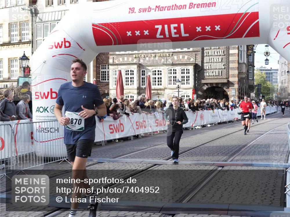 06.10.2024 - 19. swb-Marathon Bremen Luisa Fischer http://msf.ph/oto/7404952 06.10.2024 14:08:50 Ziel 267, 2870, 3480, 5517, 6023 meine-sportfotos.de
