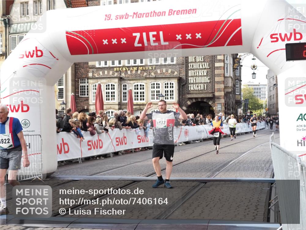 06.10.2024 - 19. swb-Marathon Bremen Luisa Fischer http://msf.ph/oto/7406164 06.10.2024 14:09:20 Ziel 502, 4832, 5519, 6539, 6753, 6922 meine-sportfotos.de