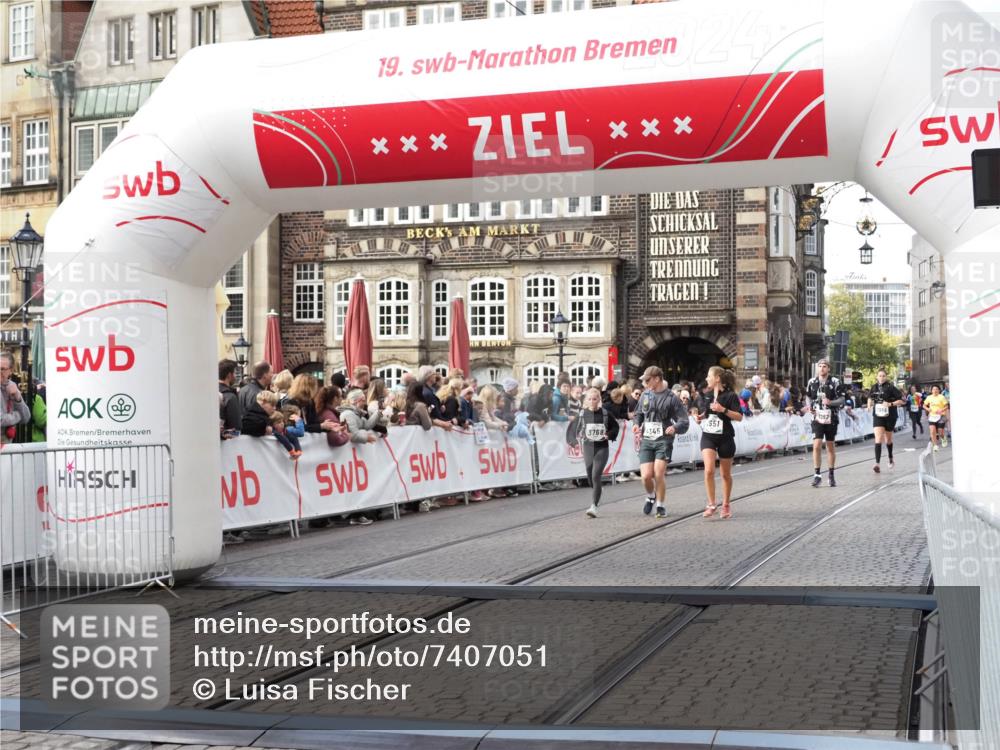 06.10.2024 - 19. swb-Marathon Bremen Luisa Fischer http://msf.ph/oto/7407051 06.10.2024 14:09:32 Ziel 1262, 2651, 2932, 3768, 3986, 4345, 6753 meine-sportfotos.de