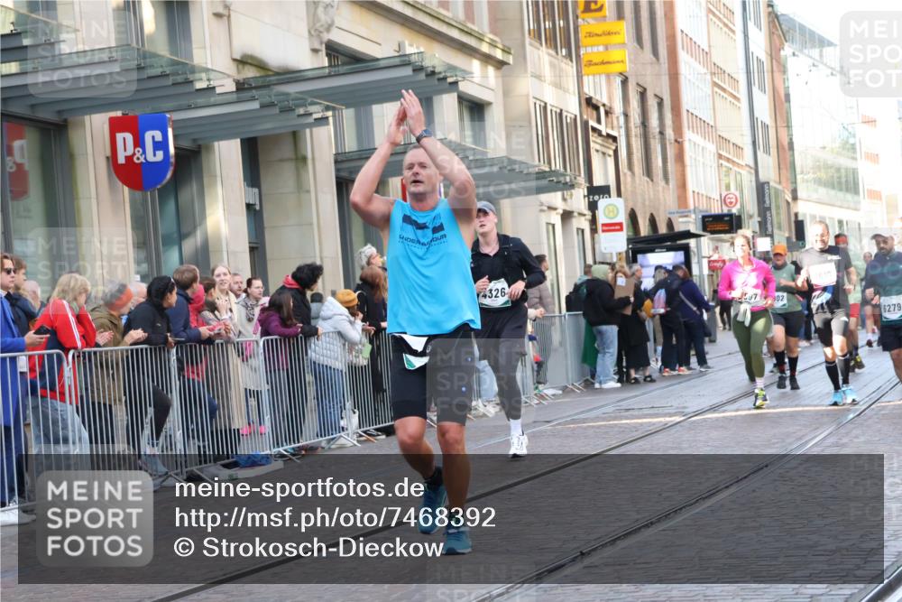 06.10.2024 - 19. swb-Marathon Bremen Strokosch-Dieckow http://msf.ph/oto/7468392 06.10.2024 14:02:29 Laufen 119, 152, 167, 516, 820, 844, 1610, 2004, 2229, 2593, 3002, 3009, 3233, 3234, 3419, 3562, 3627, 4020, 4199, 4220, 4254, 4326, 4925, 4949, 5008, 5178, 5274, 5405, 5484, 5586, 5597, 5826, 6253, 6279, 6321, 6474 meine-sportfotos.de