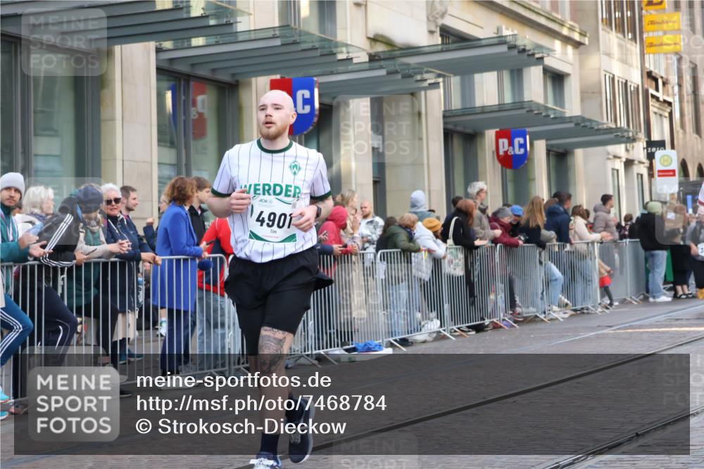 06.10.2024 - 19. swb-Marathon Bremen Strokosch-Dieckow http://msf.ph/oto/7468784 06.10.2024 14:03:18 Laufen 196, 961, 1180, 1213, 1600, 1636, 2186, 2506, 2508, 2896, 3025, 3134, 3841, 3864, 3978, 4006, 4132, 4250, 4287, 4639, 4901, 4959, 5046, 5089, 5269, 5479, 5579, 6645 meine-sportfotos.de