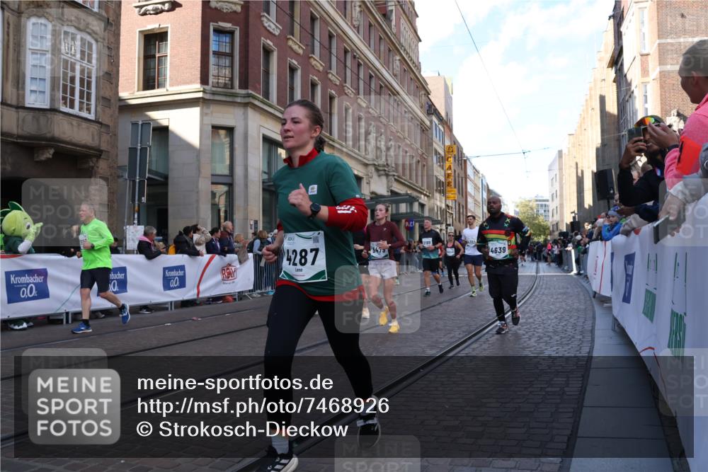 06.10.2024 - 19. swb-Marathon Bremen Strokosch-Dieckow http://msf.ph/oto/7468926 06.10.2024 14:03:49 Laufen 196, 467, 661, 792, 934, 1034, 1214, 2186, 2189, 2352, 2387, 2612, 2745, 2766, 2776, 2838, 2896, 3134, 3741, 3908, 3952, 3953, 3964, 3978, 4287, 4392, 4544, 4639, 4720, 5206, 5261, 5479, 5680, 6002, 6485, 6645 meine-sportfotos.de