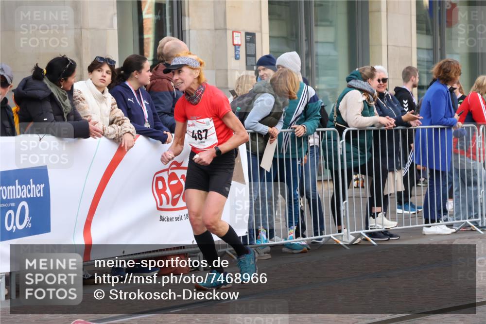 06.10.2024 - 19. swb-Marathon Bremen Strokosch-Dieckow http://msf.ph/oto/7468966 06.10.2024 14:03:54 Laufen 196, 467, 661, 792, 934, 1034, 1214, 2186, 2189, 2352, 2387, 2612, 2745, 2766, 2776, 2838, 2896, 3448, 3741, 3908, 3952, 3953, 3964, 3978, 4055, 4392, 4544, 4639, 4720, 5206, 5261, 5479, 5680, 6002, 6337, 6485 meine-sportfotos.de