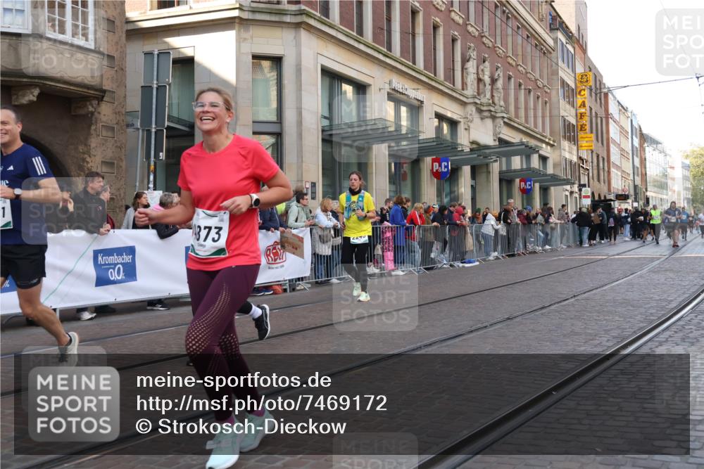 06.10.2024 - 19. swb-Marathon Bremen Strokosch-Dieckow http://msf.ph/oto/7469172 06.10.2024 14:04:32 Laufen 725, 1614, 1667, 2181, 2221, 2243, 2457, 2534, 2708, 3448, 3570, 3941, 4055, 4082, 4282, 4493, 4873, 4954, 5123, 5280, 5355, 5363, 5386, 5431, 5617, 6053, 6122, 6242 meine-sportfotos.de