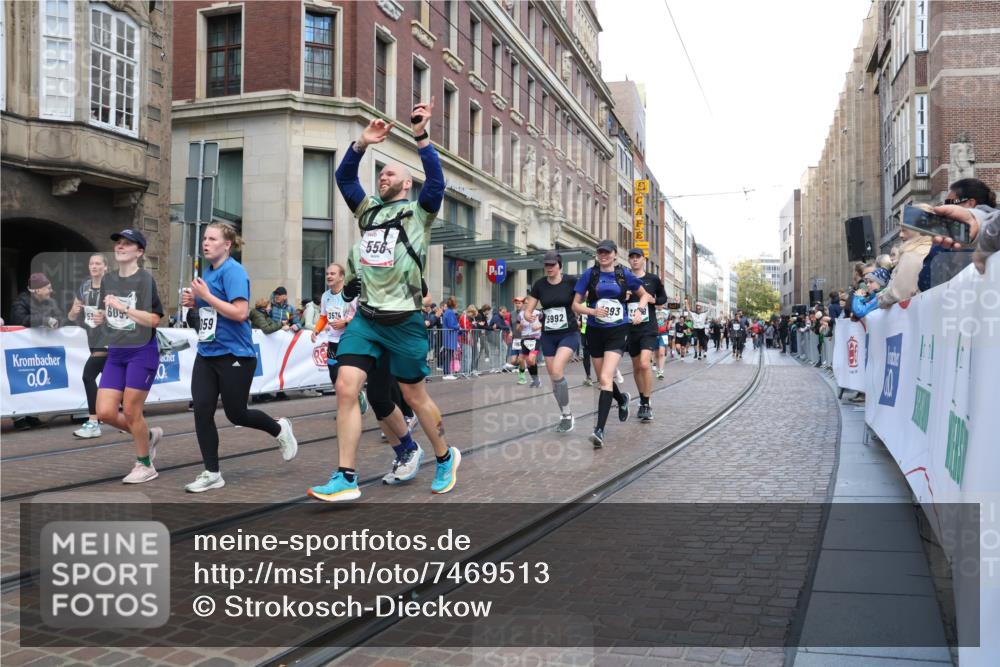 06.10.2024 - 19. swb-Marathon Bremen Strokosch-Dieckow http://msf.ph/oto/7469513 06.10.2024 14:05:55 Laufen 556, 683, 712, 855, 1036, 1037, 1193, 1285, 1483, 2291, 2345, 2572, 2642, 2692, 2730, 2761, 3020, 3047, 3096, 3371, 3435, 3438, 3568, 3574, 3640, 4152, 4367, 4488, 4504, 4533, 4631, 4818, 4909, 5378, 5558, 5710, 5712, 5836, 5964, 5992, 5993, 6057, 6059, 6304 meine-sportfotos.de