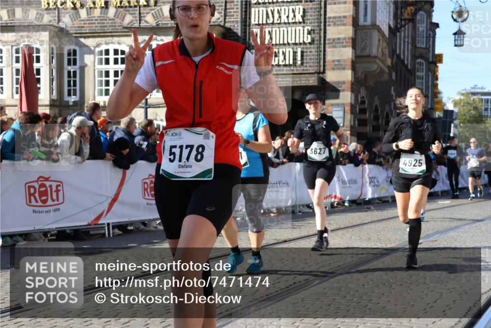 06.10.2024 - 19. swb-Marathon Bremen Strokosch-Dieckow http://msf.ph/oto/7471474 06.10.2024 14:02:40 Ziel 152, 167, 1610, 3002, 3419, 3562, 3627, 4199, 4220, 4326, 4925, 4949, 5178, 5586, 5597, 5826, 6279, 6321 meine-sportfotos.de