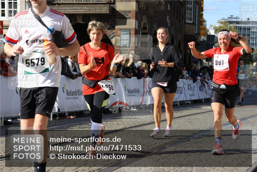 06.10.2024 - 19. swb-Marathon Bremen Strokosch-Dieckow http://msf.ph/oto/7471533 06.10.2024 14:03:44 Ziel 961, 1213, 2186, 3025, 3134, 3841, 4250, 4287, 4959, 5046, 5089, 5269, 5579, 6645 meine-sportfotos.de
