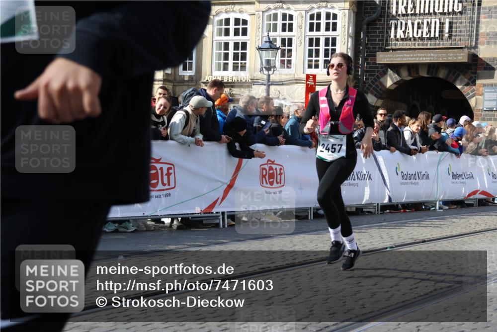 06.10.2024 - 19. swb-Marathon Bremen Strokosch-Dieckow http://msf.ph/oto/7471603 06.10.2024 14:04:44 Ziel 2181, 2221, 2243, 2457, 2708, 3448, 3570, 4082, 4493, 4873, 5431, 5617, 6053, 6242 meine-sportfotos.de