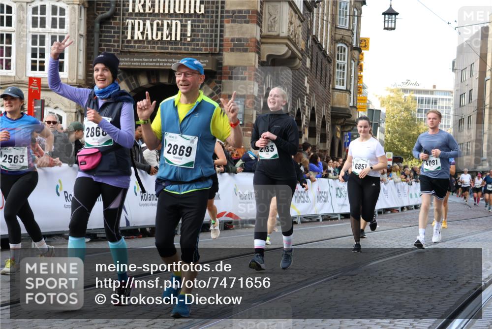 06.10.2024 - 19. swb-Marathon Bremen Strokosch-Dieckow http://msf.ph/oto/7471656 06.10.2024 14:05:29 Ziel 362, 968, 1143, 1161, 1424, 1497, 1532, 2133, 2563, 2681, 2774, 2868, 2869, 3684, 4081, 5204, 5583, 6343, 6659, 6851, 6917 meine-sportfotos.de
