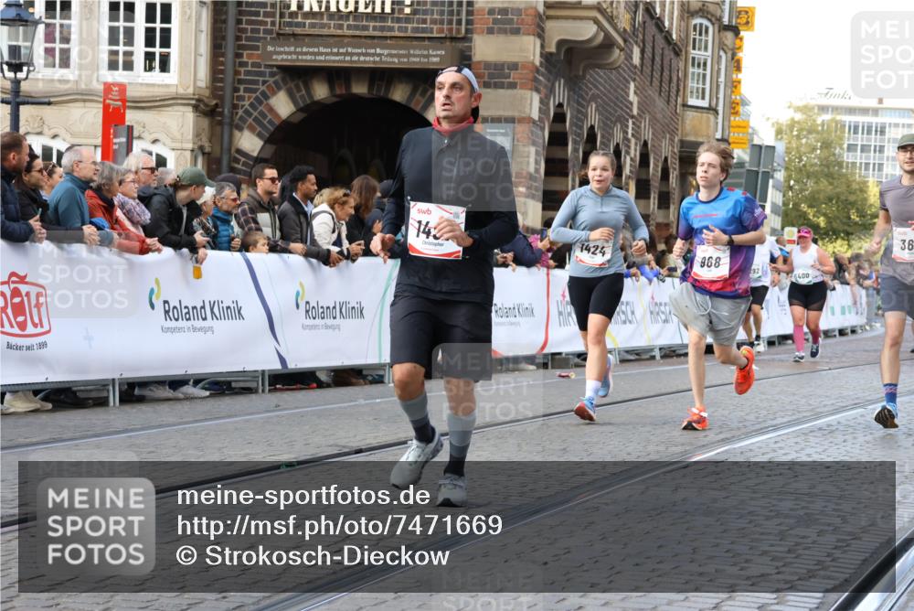 06.10.2024 - 19. swb-Marathon Bremen Strokosch-Dieckow http://msf.ph/oto/7471669 06.10.2024 14:05:42 Ziel 362, 968, 1143, 1424, 1497, 1532, 2659, 2704, 5467, 5583, 6292, 6400 meine-sportfotos.de
