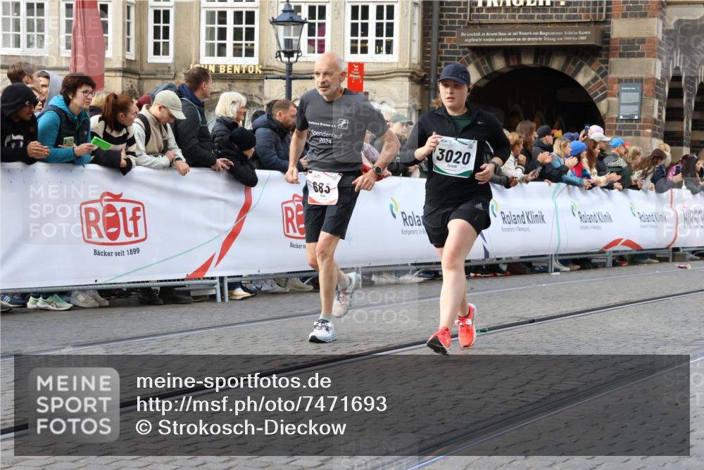 06.10.2024 - 19. swb-Marathon Bremen Strokosch-Dieckow http://msf.ph/oto/7471693 06.10.2024 14:06:02 Ziel 556, 683, 712, 1036, 1037, 1193, 1483, 2291, 2572, 2761, 3020, 3096, 3435, 3438, 3574, 3640, 4367, 4488, 4631, 5378, 5467, 5710, 5712, 5992, 5993, 6057, 6059, 6304 meine-sportfotos.de