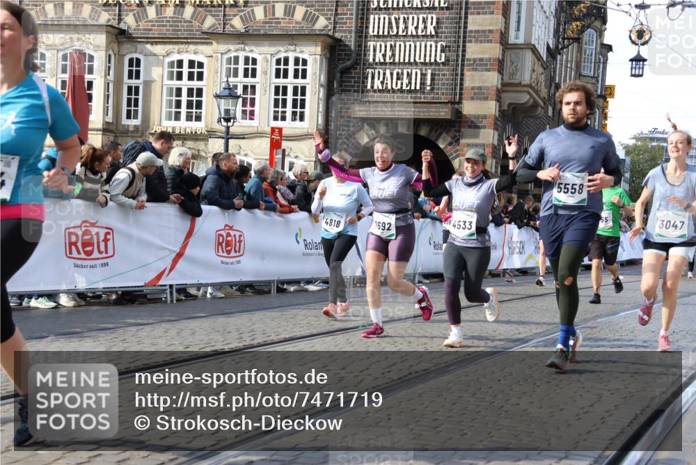 06.10.2024 - 19. swb-Marathon Bremen Strokosch-Dieckow http://msf.ph/oto/7471719 06.10.2024 14:06:21 Ziel 855, 1285, 2572, 2642, 2692, 2761, 3047, 3371, 3568, 3574, 4367, 4488, 4504, 4533, 4818, 4909, 5558, 5836, 5964 meine-sportfotos.de