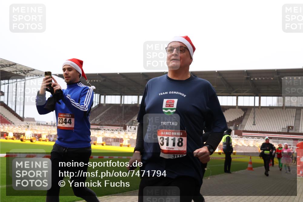 08.12.2024 - St. Pauli X-Mass-Run No. 14 Yannick Fuchs http://msf.ph/oto/7471794 08.12.2024 10:05:53 Ziel 175, 751, 932, 1178, 1243, 1605, 1643, 1650, 1957, 2077, 2306, 2308, 2344, 2435, 2474, 2603, 2864, 2866, 2908, 3114, 3115, 3118, 3184, 3302 meine-sportfotos.de