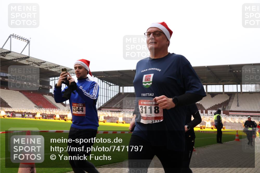 08.12.2024 - St. Pauli X-Mass-Run No. 14 Yannick Fuchs http://msf.ph/oto/7471797 08.12.2024 10:05:53 Ziel 175, 751, 932, 1178, 1243, 1605, 1643, 1650, 1957, 2077, 2306, 2308, 2344, 2435, 2474, 2603, 2864, 2866, 2908, 3114, 3115, 3118, 3184, 3302 meine-sportfotos.de