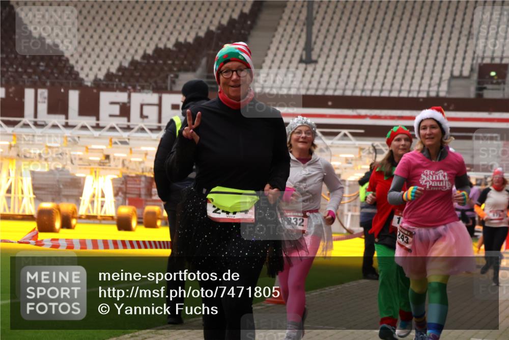 08.12.2024 - St. Pauli X-Mass-Run No. 14 Yannick Fuchs http://msf.ph/oto/7471805 08.12.2024 10:05:56 Ziel 175, 751, 932, 1068, 1178, 1243, 1605, 1643, 1650, 1957, 2077, 2306, 2308, 2344, 2435, 2474, 2603, 2864, 2908, 3114, 3115, 3118, 3184, 3302 meine-sportfotos.de