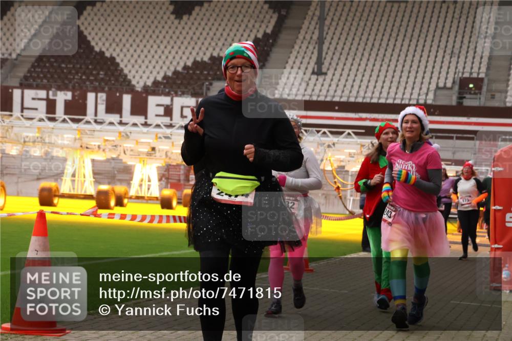 08.12.2024 - St. Pauli X-Mass-Run No. 14 Yannick Fuchs http://msf.ph/oto/7471815 08.12.2024 10:05:57 Ziel 65, 175, 751, 932, 1068, 1178, 1243, 1605, 1643, 1650, 2077, 2306, 2308, 2344, 2435, 2474, 2603, 2864, 2908, 3006, 3114, 3115, 3118, 3184, 3302 meine-sportfotos.de