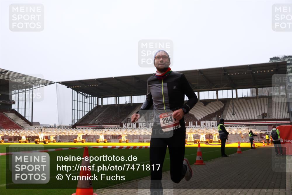 08.12.2024 - St. Pauli X-Mass-Run No. 14 Yannick Fuchs http://msf.ph/oto/7471817 08.12.2024 09:50:20 Ziel 2841, 3164 meine-sportfotos.de