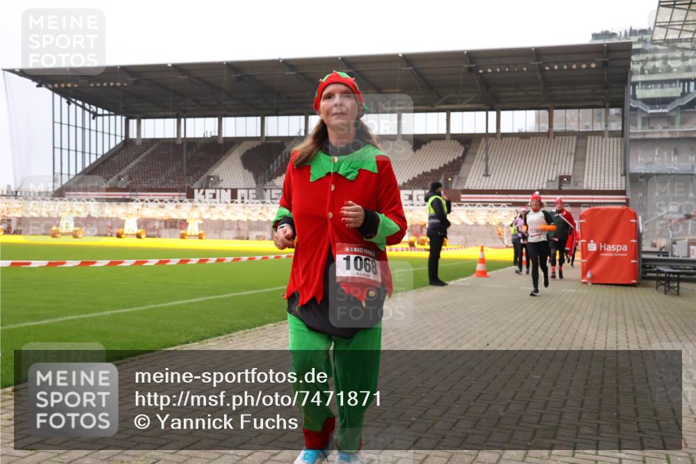 08.12.2024 - St. Pauli X-Mass-Run No. 14 Yannick Fuchs http://msf.ph/oto/7471871 08.12.2024 10:06:02 Ziel 40, 65, 175, 932, 1068, 1232, 1243, 1650, 2077, 2306, 2308, 2344, 2435, 2474, 2603, 2908, 3006, 3115, 3118, 3184, 3302 meine-sportfotos.de