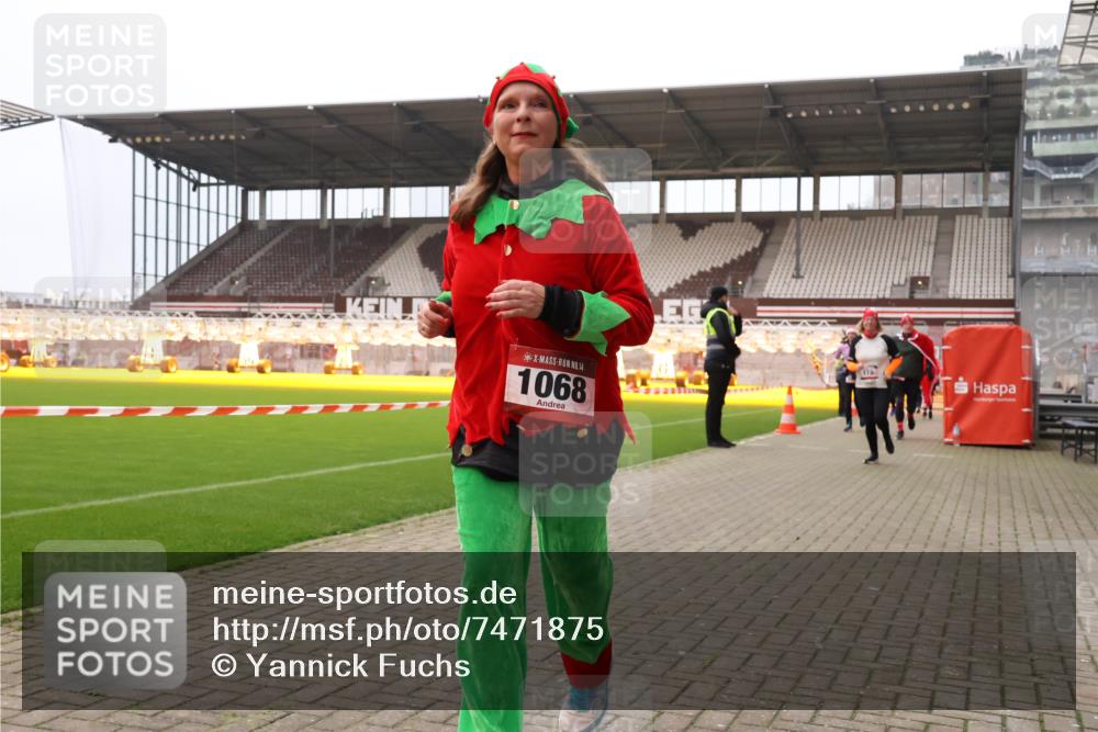 08.12.2024 - St. Pauli X-Mass-Run No. 14 Yannick Fuchs http://msf.ph/oto/7471875 08.12.2024 10:06:02 Ziel 40, 65, 175, 932, 1068, 1232, 1243, 1650, 2077, 2306, 2308, 2344, 2435, 2474, 2603, 2908, 3006, 3115, 3118, 3184, 3302 meine-sportfotos.de