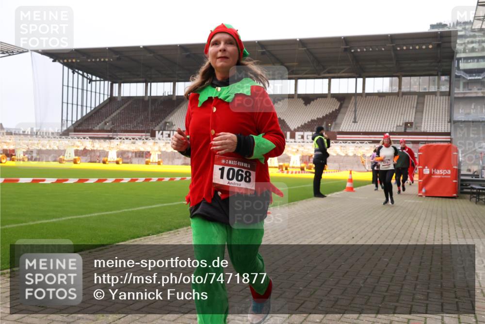 08.12.2024 - St. Pauli X-Mass-Run No. 14 Yannick Fuchs http://msf.ph/oto/7471877 08.12.2024 10:06:02 Ziel 40, 65, 175, 932, 1068, 1232, 1243, 1650, 2077, 2306, 2308, 2344, 2435, 2474, 2603, 2908, 3006, 3115, 3118, 3184, 3302 meine-sportfotos.de