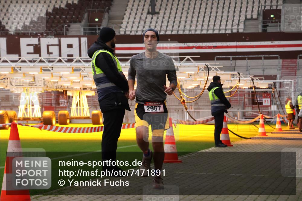08.12.2024 - St. Pauli X-Mass-Run No. 14 Yannick Fuchs http://msf.ph/oto/7471891 08.12.2024 09:50:42 Ziel 2957 meine-sportfotos.de