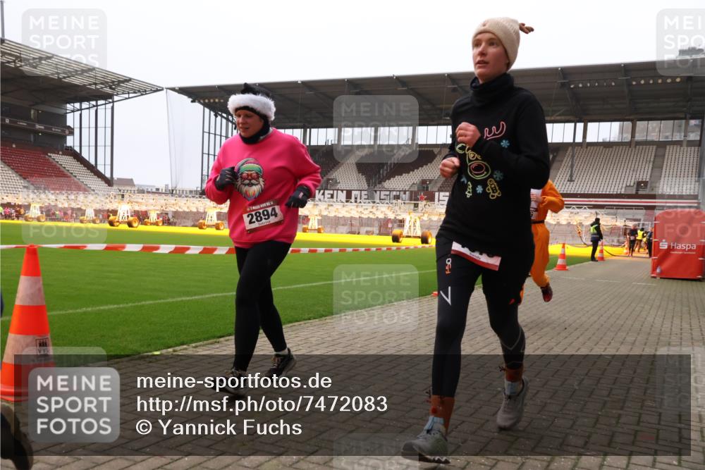 08.12.2024 - St. Pauli X-Mass-Run No. 14 Yannick Fuchs http://msf.ph/oto/7472083 08.12.2024 10:06:21 Ziel 40, 65, 78, 696, 1013, 1016, 1232, 1563, 2894, 3006 meine-sportfotos.de