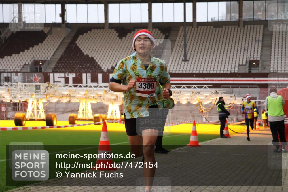08.12.2024 - St. Pauli X-Mass-Run No. 14 Yannick Fuchs http://msf.ph/oto/7472154 08.12.2024 09:51:29 Ziel 2757, 3309 meine-sportfotos.de