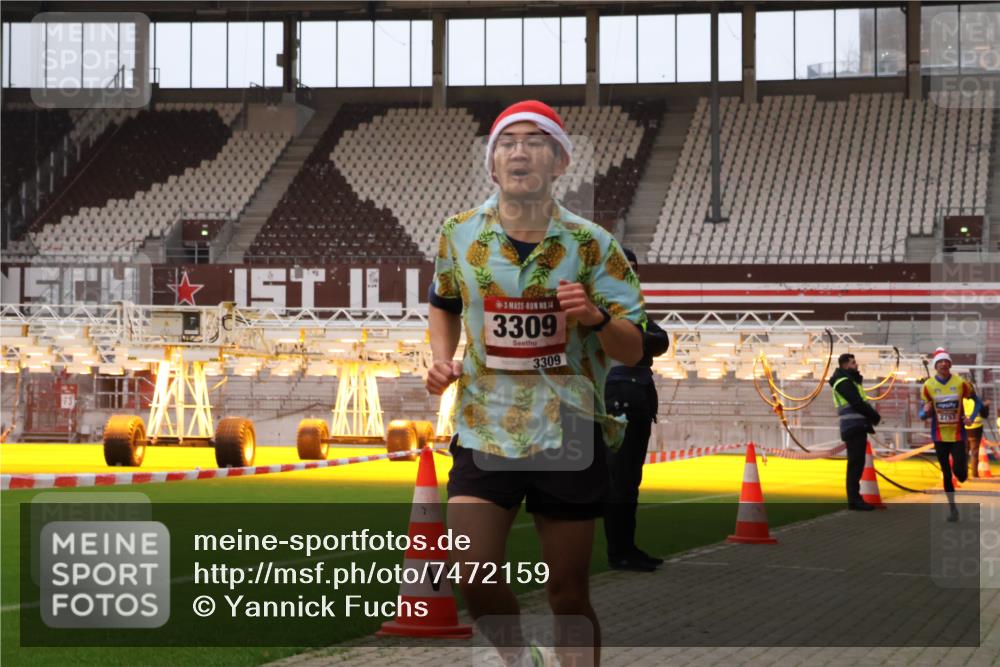 08.12.2024 - St. Pauli X-Mass-Run No. 14 Yannick Fuchs http://msf.ph/oto/7472159 08.12.2024 09:51:29 Ziel 2757, 3309 meine-sportfotos.de