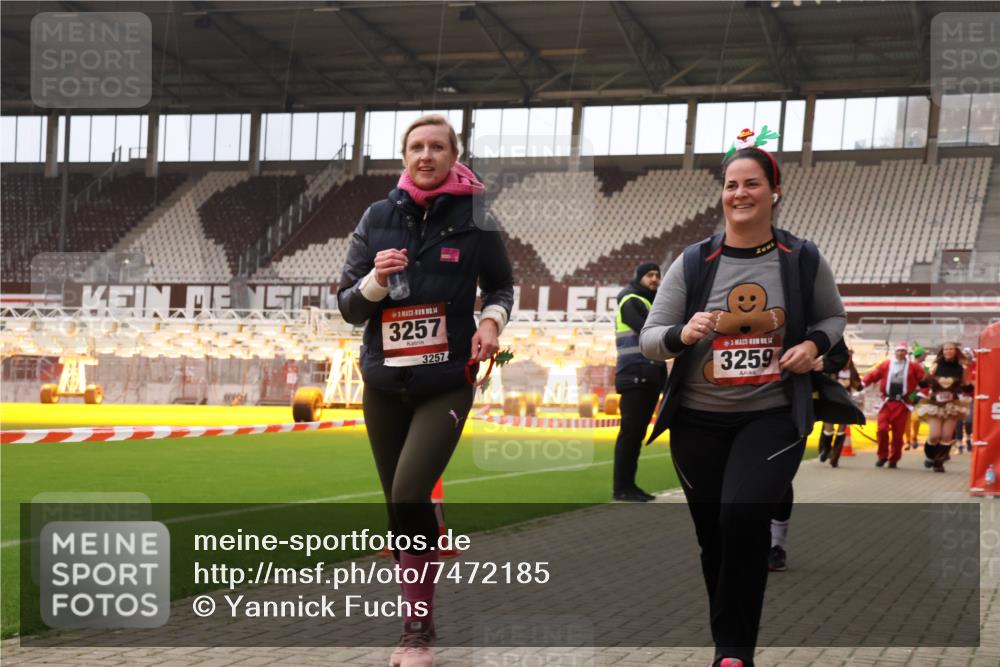 08.12.2024 - St. Pauli X-Mass-Run No. 14 Yannick Fuchs http://msf.ph/oto/7472185 08.12.2024 10:06:35 Ziel 78, 529, 621, 698, 795, 885, 890, 1424, 1786, 2003, 2751, 3257, 3259 meine-sportfotos.de