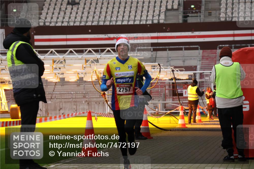 08.12.2024 - St. Pauli X-Mass-Run No. 14 Yannick Fuchs http://msf.ph/oto/7472197 08.12.2024 09:51:32 Ziel 2757, 3309 meine-sportfotos.de