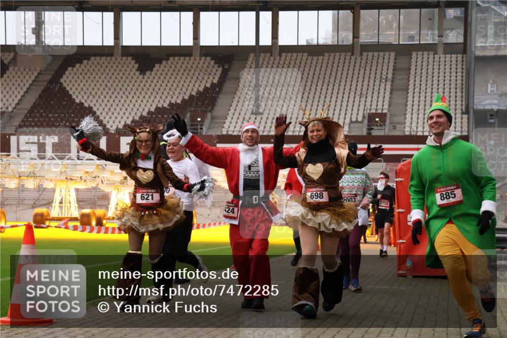 08.12.2024 - St. Pauli X-Mass-Run No. 14 Yannick Fuchs http://msf.ph/oto/7472285 08.12.2024 10:06:41 Ziel 78, 529, 621, 698, 719, 795, 885, 890, 1424, 1786, 2003, 2751, 2755, 3257, 3259, 3337 meine-sportfotos.de