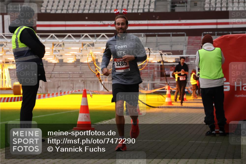 08.12.2024 - St. Pauli X-Mass-Run No. 14 Yannick Fuchs http://msf.ph/oto/7472290 08.12.2024 09:51:45 Ziel 918, 2763, 3285 meine-sportfotos.de
