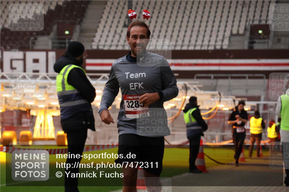 08.12.2024 - St. Pauli X-Mass-Run No. 14 Yannick Fuchs http://msf.ph/oto/7472311 08.12.2024 09:51:47 Ziel 918, 2763, 3285 meine-sportfotos.de