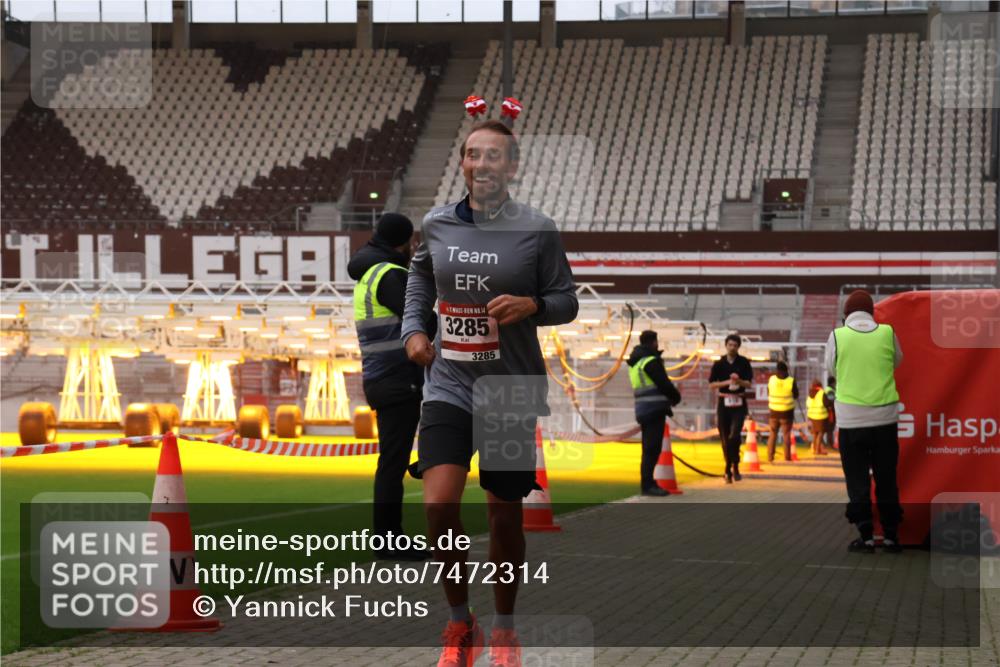 08.12.2024 - St. Pauli X-Mass-Run No. 14 Yannick Fuchs http://msf.ph/oto/7472314 08.12.2024 09:51:47 Ziel 918, 2763, 3285 meine-sportfotos.de