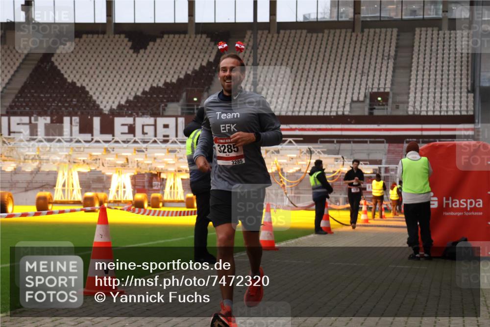 08.12.2024 - St. Pauli X-Mass-Run No. 14 Yannick Fuchs http://msf.ph/oto/7472320 08.12.2024 09:51:48 Ziel 918, 2763, 3285 meine-sportfotos.de