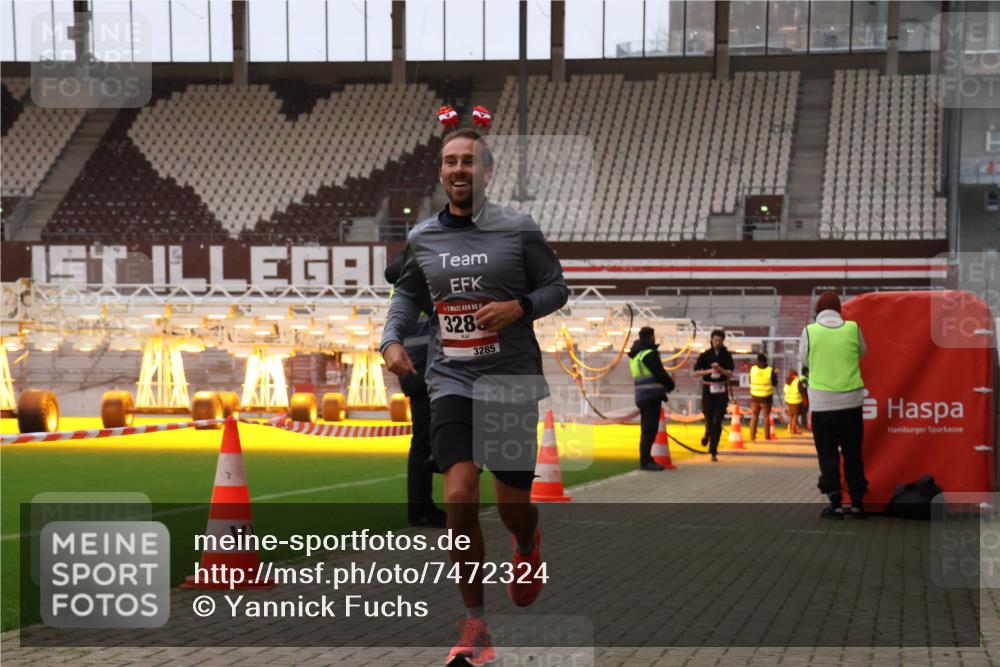 08.12.2024 - St. Pauli X-Mass-Run No. 14 Yannick Fuchs http://msf.ph/oto/7472324 08.12.2024 09:51:48 Ziel 918, 2763, 3285 meine-sportfotos.de