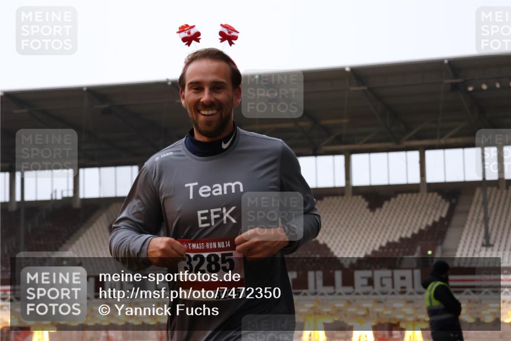 08.12.2024 - St. Pauli X-Mass-Run No. 14 Yannick Fuchs http://msf.ph/oto/7472350 08.12.2024 09:51:49 Ziel 918, 2763, 3285 meine-sportfotos.de