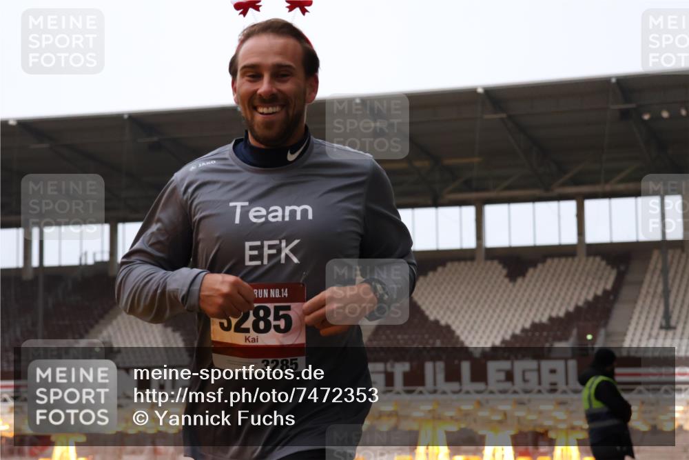 08.12.2024 - St. Pauli X-Mass-Run No. 14 Yannick Fuchs http://msf.ph/oto/7472353 08.12.2024 09:51:49 Ziel 918, 2763, 3285 meine-sportfotos.de