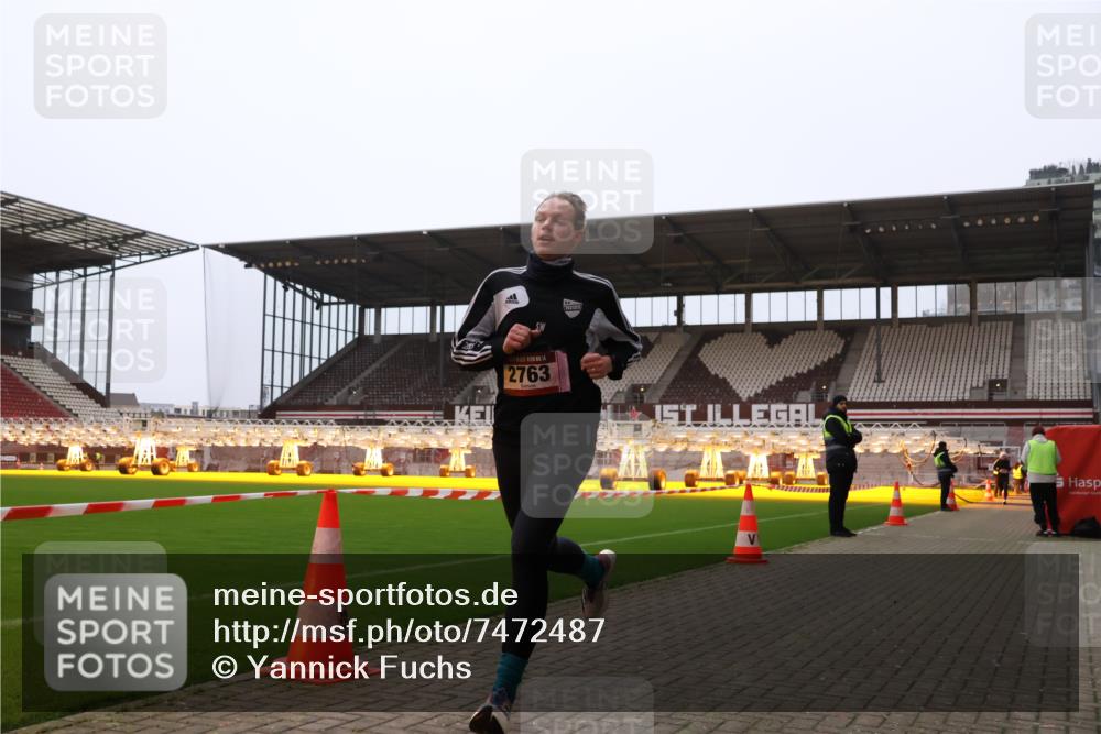 08.12.2024 - St. Pauli X-Mass-Run No. 14 Yannick Fuchs http://msf.ph/oto/7472487 08.12.2024 09:52:04 Ziel 36, 44, 918, 1921, 2763 meine-sportfotos.de